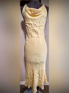 Butter Yellow Backless Halter Tie HTLAGITD Dress S Forever 21